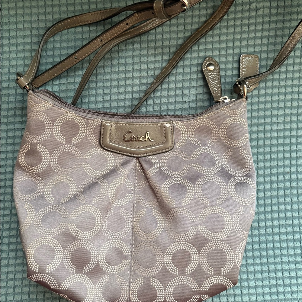 Y2K Coach Gray Ashley Dot Op Art Signature Swingpack Small Crossbody Bag Purse